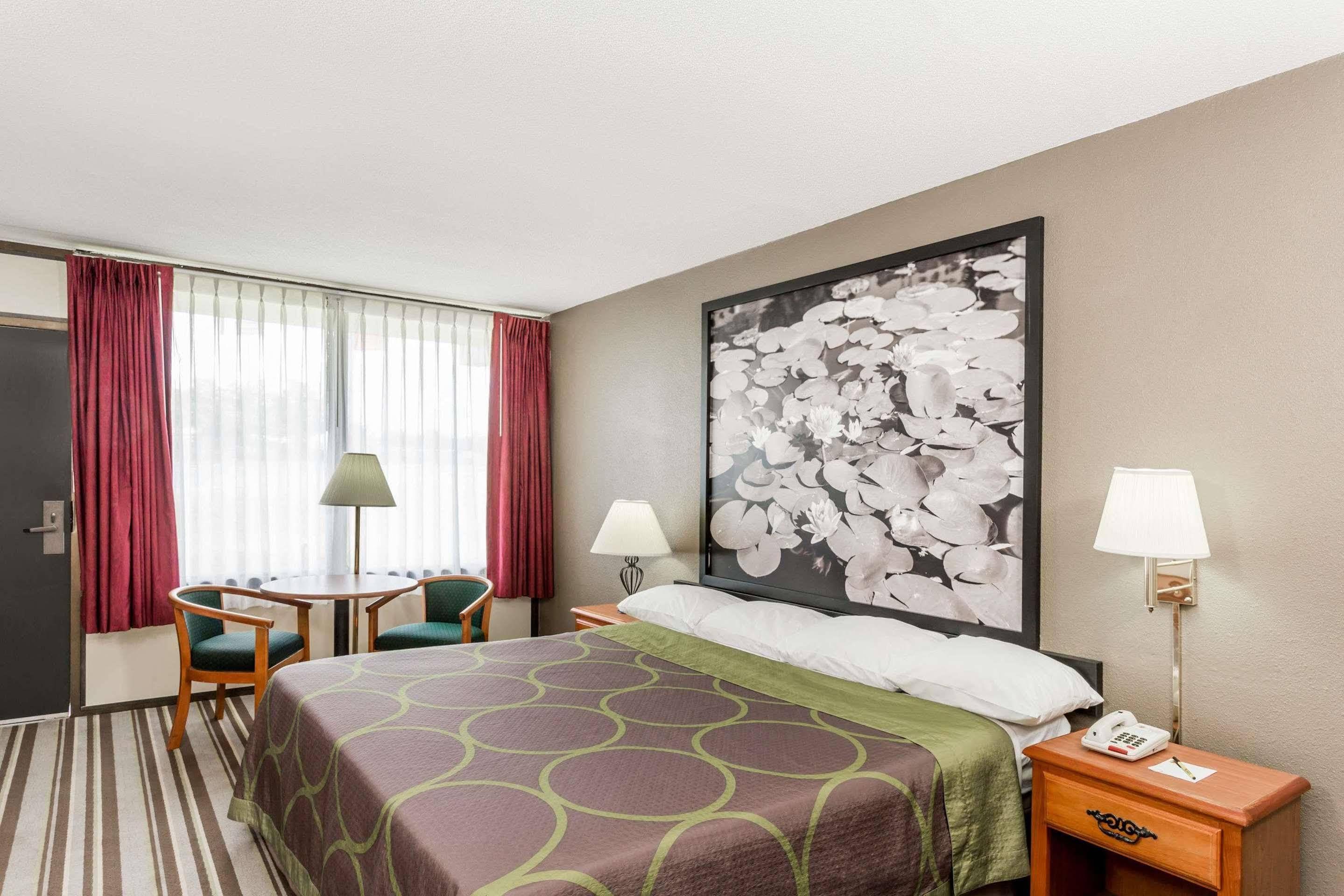 Super 8 By Wyndham Valdosta Mall Ngoại thất bức ảnh
