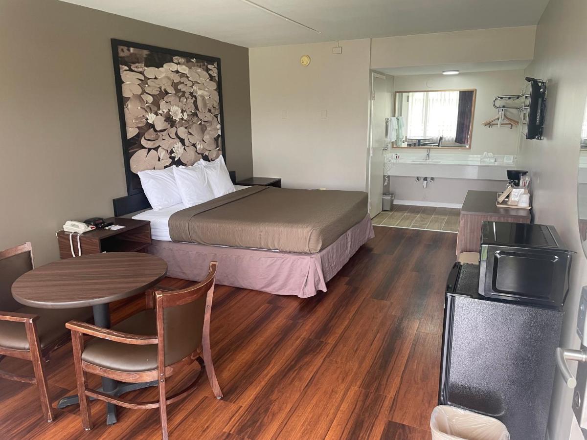 Super 8 By Wyndham Valdosta Mall Ngoại thất bức ảnh