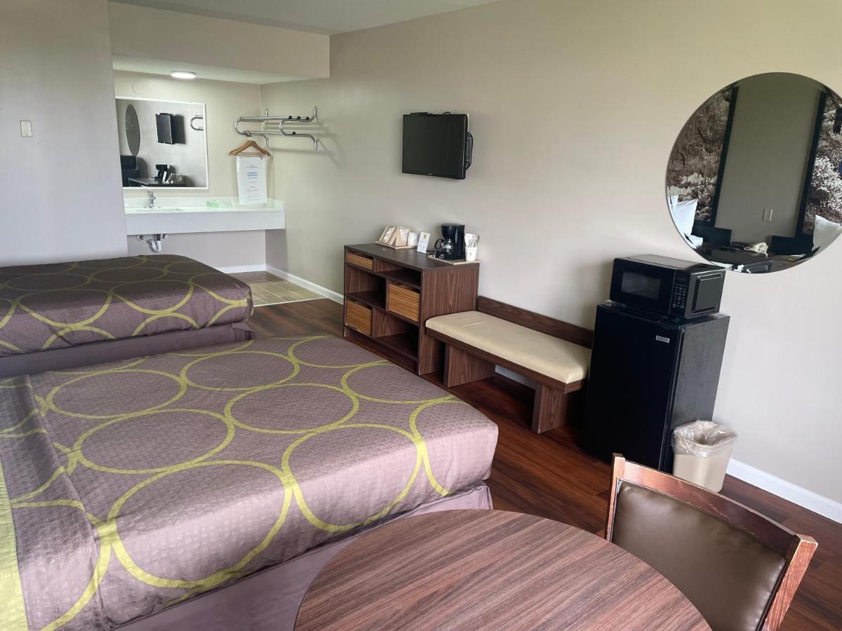 Super 8 By Wyndham Valdosta Mall Ngoại thất bức ảnh