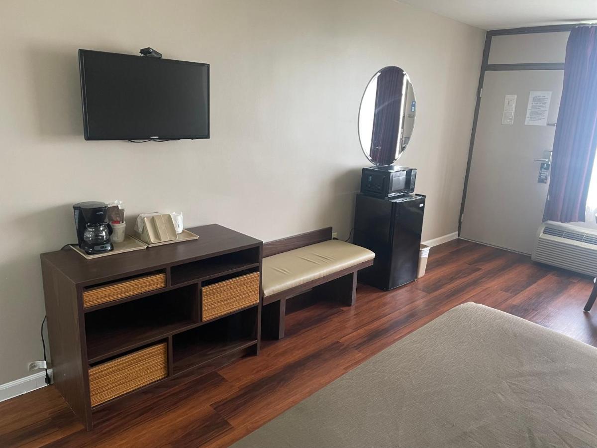 Super 8 By Wyndham Valdosta Mall Ngoại thất bức ảnh