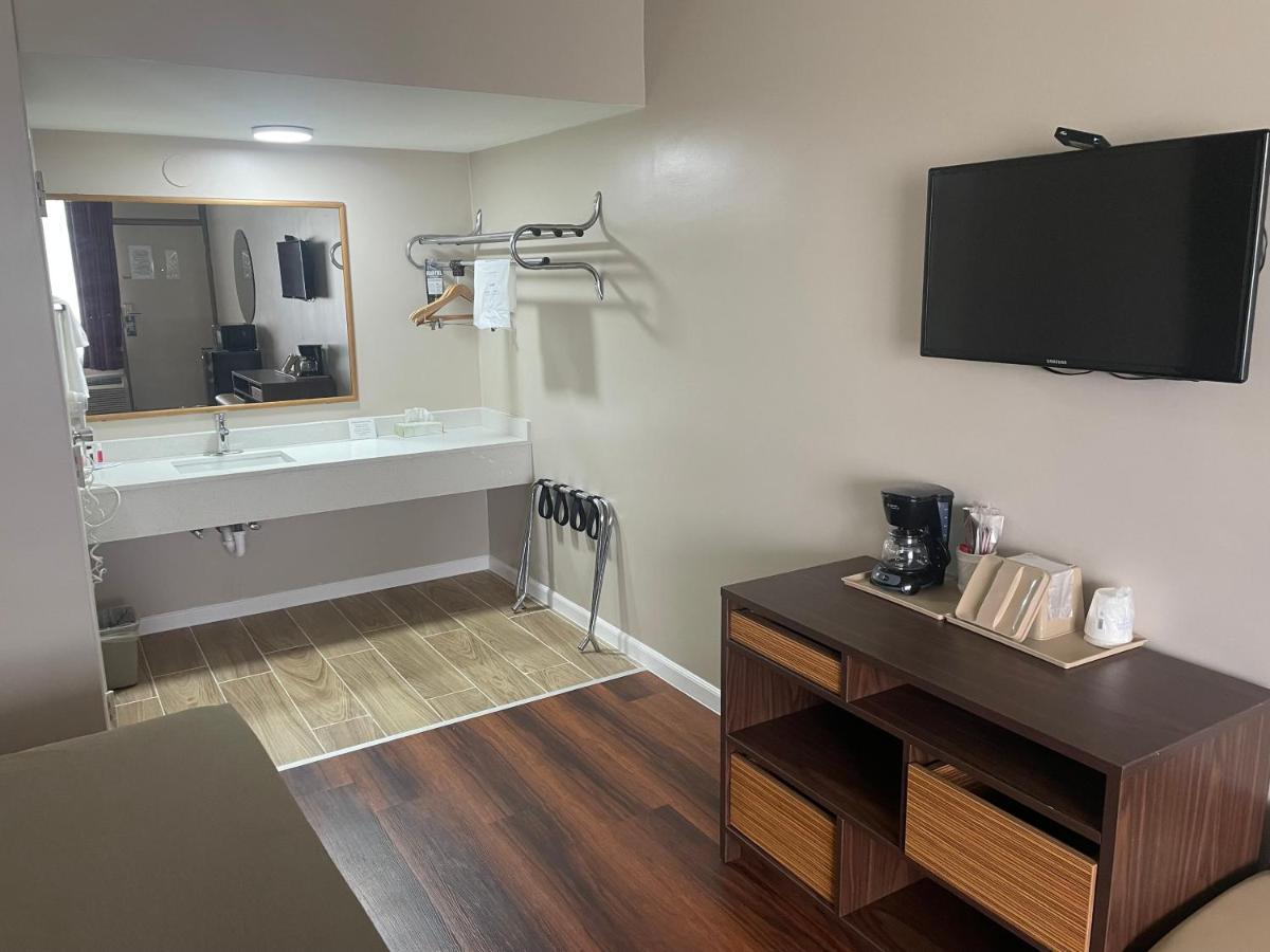 Super 8 By Wyndham Valdosta Mall Ngoại thất bức ảnh