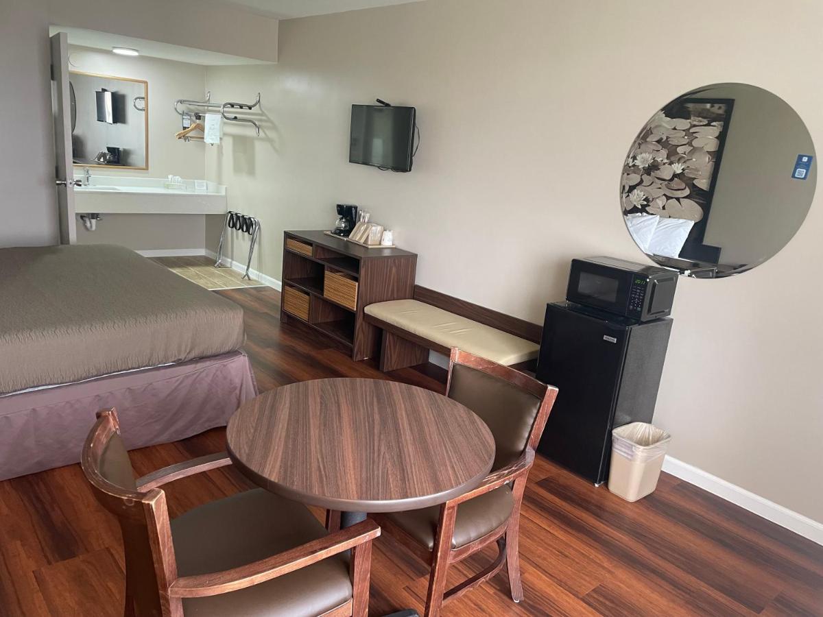 Super 8 By Wyndham Valdosta Mall Ngoại thất bức ảnh